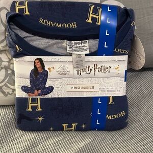 NWT Warner Bros. Hogwarts Blue Pajama Set